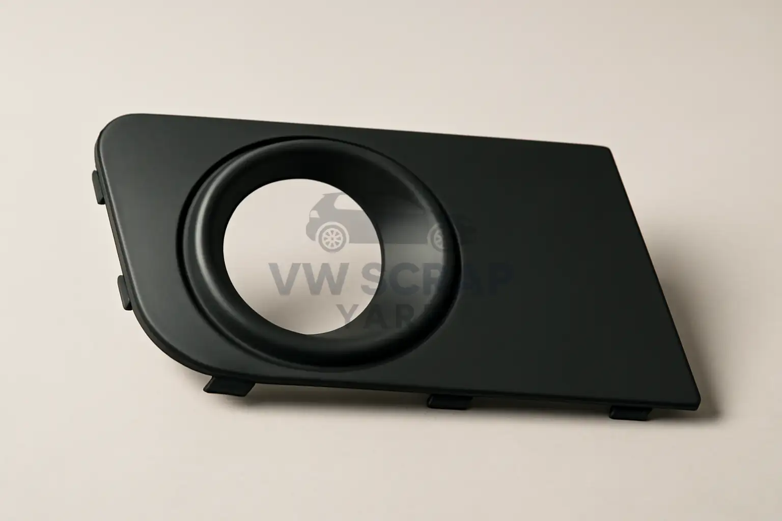 VW Amarok Fog Lamp Grill